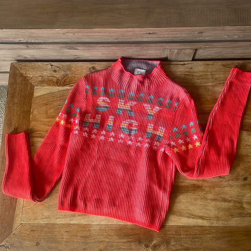 Ski sweater - cropped - red orange- size M